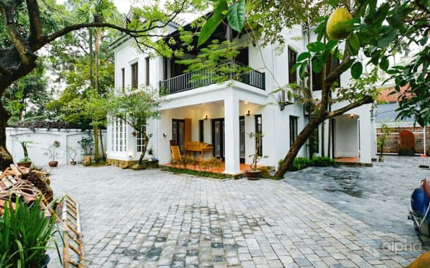 villas/house for rent in hanoi