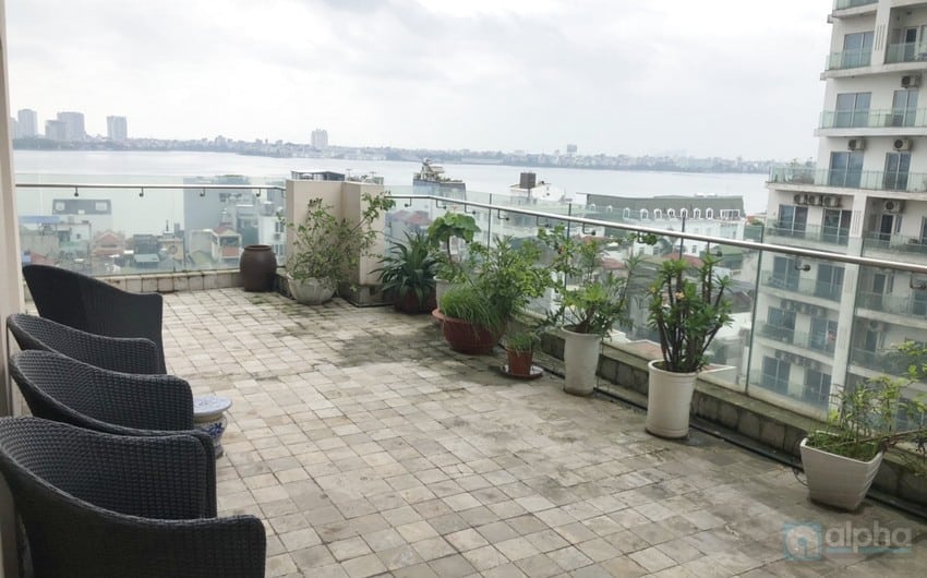 Panoramic lake view Duplex apartment to rent in Golden Westlake Hanoi