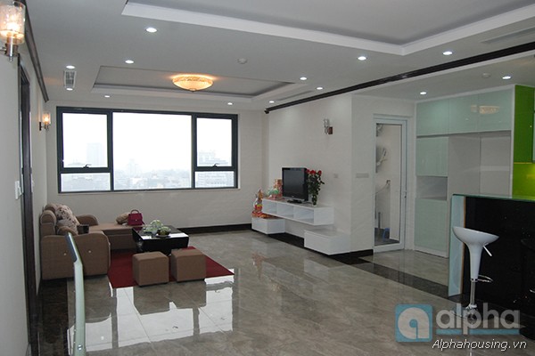 Brand new apartment for in Ba Dinh, Ha Noi, 02 bedrooms, well furnished.