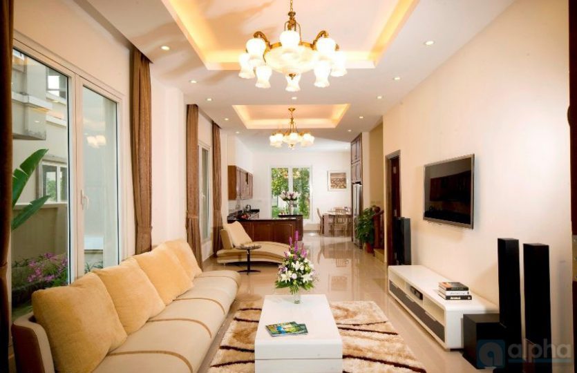 Luxury 4 bedroom villa for rent in Vinhomes Riverside, Long Bien, Ha Noi