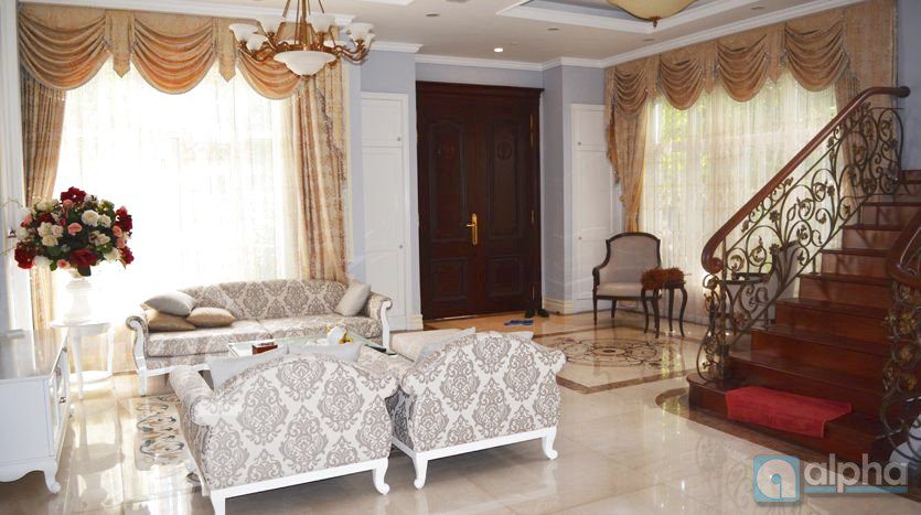 3 bedroom detached Villa to rent in Vincome Riverside Long Bien