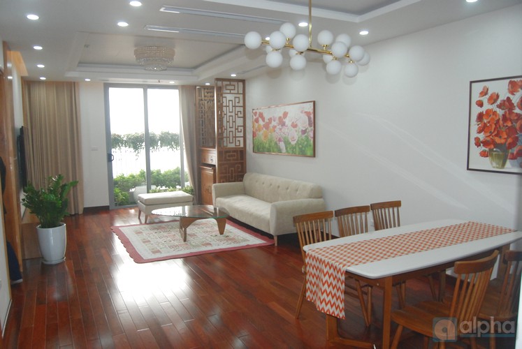 Luxury apartment for lease at Vinhomes Nguyen Chi Thanh