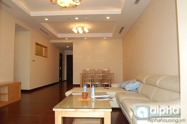 Căn hộ tuyệt đẹp cho thuê tại Royal City Hà Nội, 3 phòng ngủ, đầy đủ nội thất mới