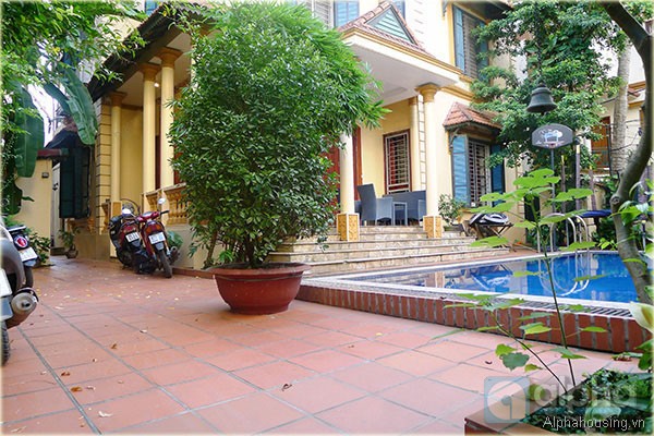 Garden & swimming pool villa for rent in Tay Ho area, Hanoi