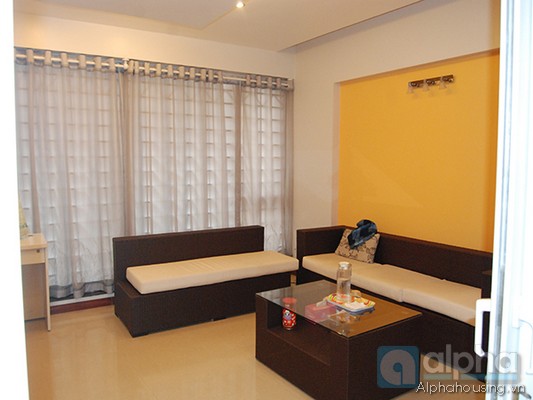 Nhà 3 phòng ngủ, nội thất đầy đủ cho thuê tại Văn Cao, Ba Đình, Hà Nội