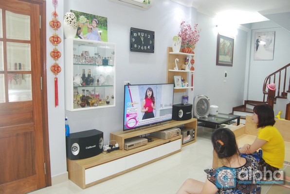 Modern 03 bedrooms house for rent in Hai Ba Trung, Ha Noi.