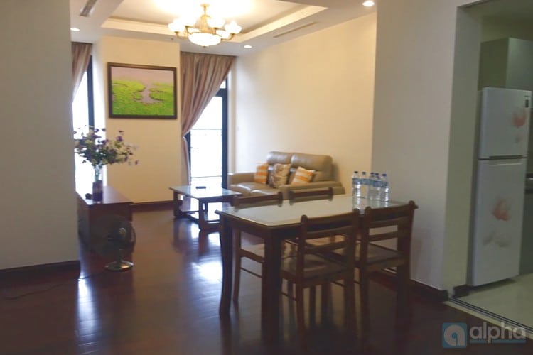 Cho thuê căn hộ cao cấp R1 Royal City, Hà Nội