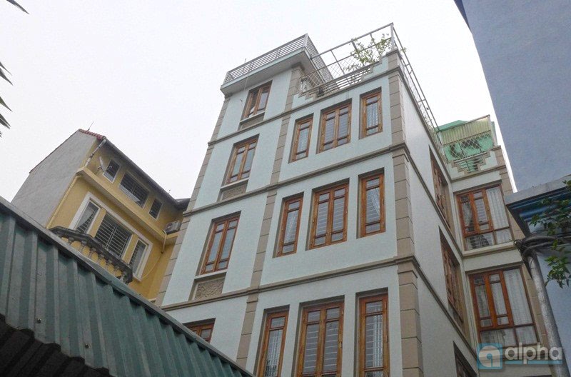 Cho thuê nhà riêng 5 phòng ngủ tại Tây Hồ, Hà Nội