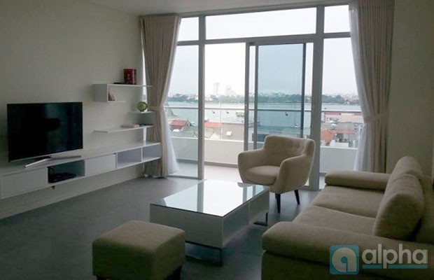 Căn hộ view hồ nội thất hiện đại cho thuê tại Watermark, Hà Nội