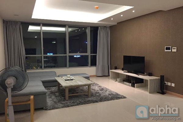 Rental 03 bedrooms apartment in Thang Long Number One