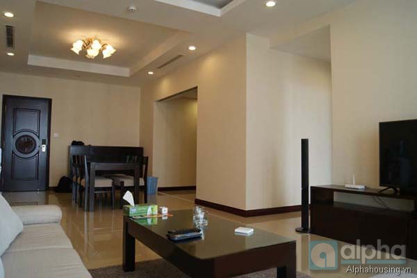 Căn hộ nội thất hiện đại cho thuê tại Royal City, Thanh Xuân
