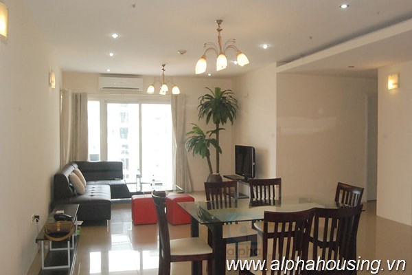 Bright, spacious, modern apartment Dong Da, Ha Noi