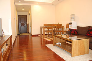 Cho thuê căn hộ 2 phòng ngủ đầy đủ nội thất tại Royal City