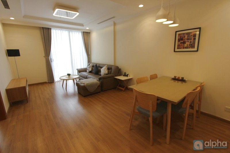 Căn hộ với nội thất cao cấp cho thuê tại Vinhomes 54 Nguyễn Chí Thanh, Đống Đa