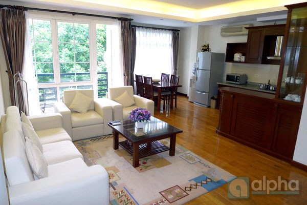 Luxury apartment for rent in Hoan Kiem near Opera House, 02 bedrooms.