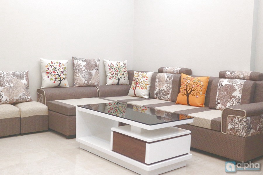 Trang An apartment: Prime location – Beautiful furniture!
