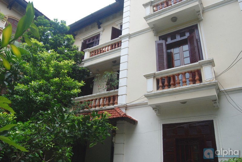 GARDEN HOUSE IN BA DINH, HA NOI. 04 BRS WITH FURNISHED