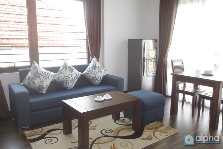 Nice interior apartment in Cau Giay for rent, full service