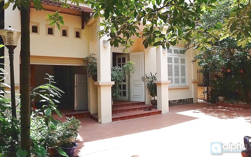 Nice House in a Peaceful neighborhood for rent on Nghi Tam