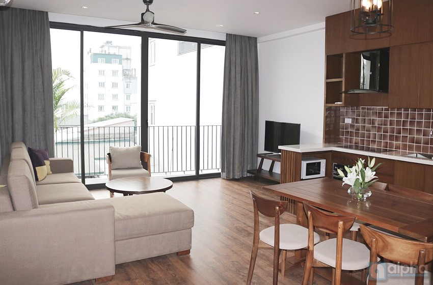 Gorgeous 2Br apartment on Xuan Dieu with beautiful furniture