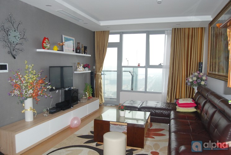Luxurious 03 bedrooms apartment in Thang Long No 1, Ha Noi for rent