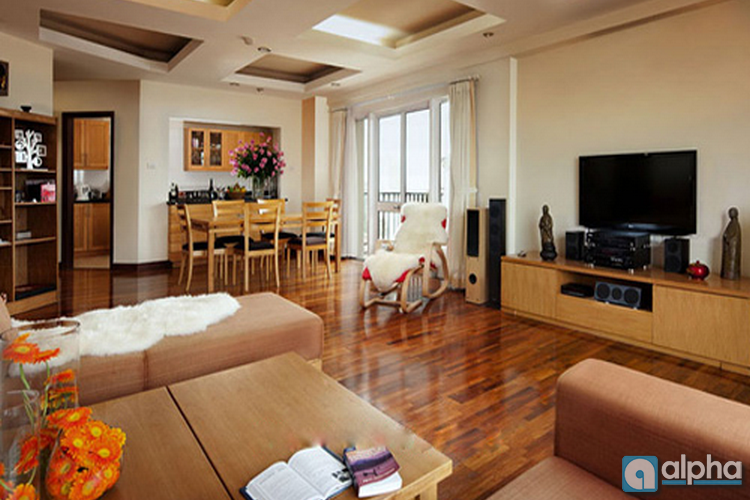 Apartment for rent in Hoan Kiem, 3 bedrooms, 3600 USD