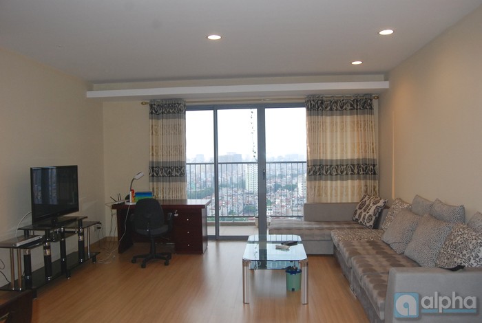 High floor 03 bedrooms apartment in SKy City, 88 Lang Ha, Ha Noi