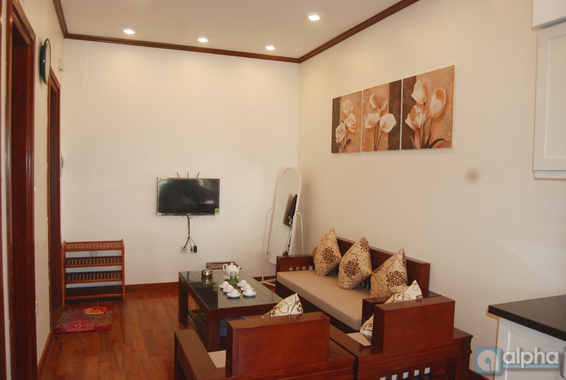 Lakeview one bedroom flat for lease in Truc Bach lake, Ba Dinh, Hanoi