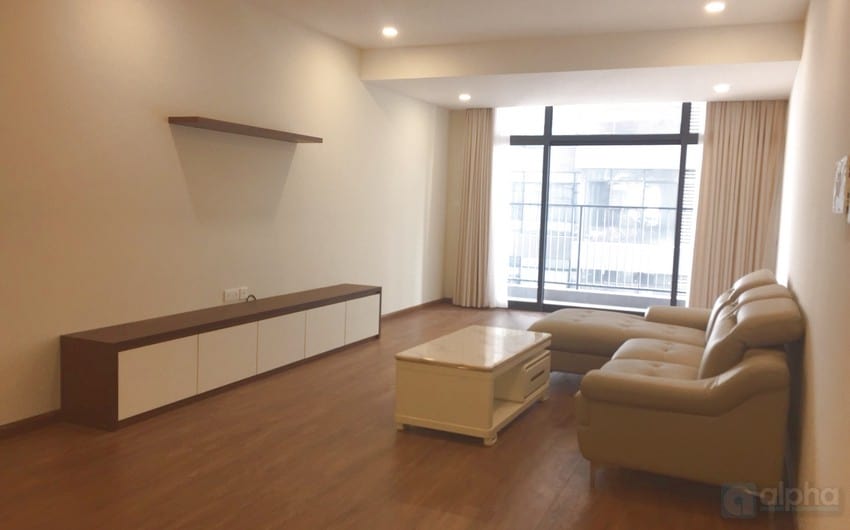Fully furnished apartment 4 bedrooms, 3 bathrooms in Discovery Complex