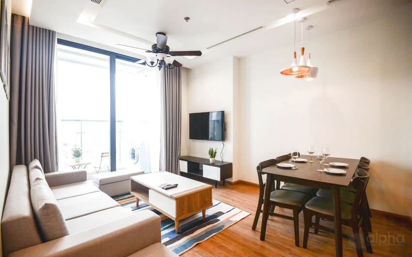 Brandnew 3 bedroom apartment in Vinhomes Metropolis for lease