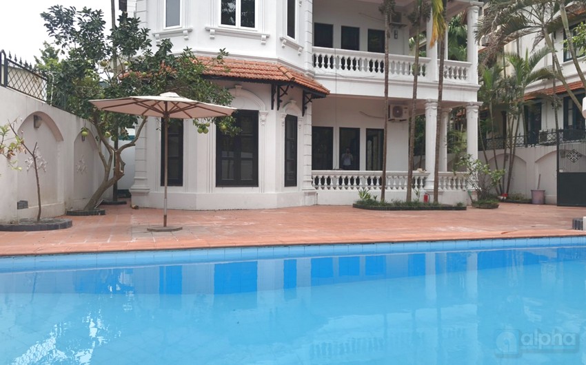 French Villa with 6 bedrooms, 5 bathrooms for lease in To Ngoc Van