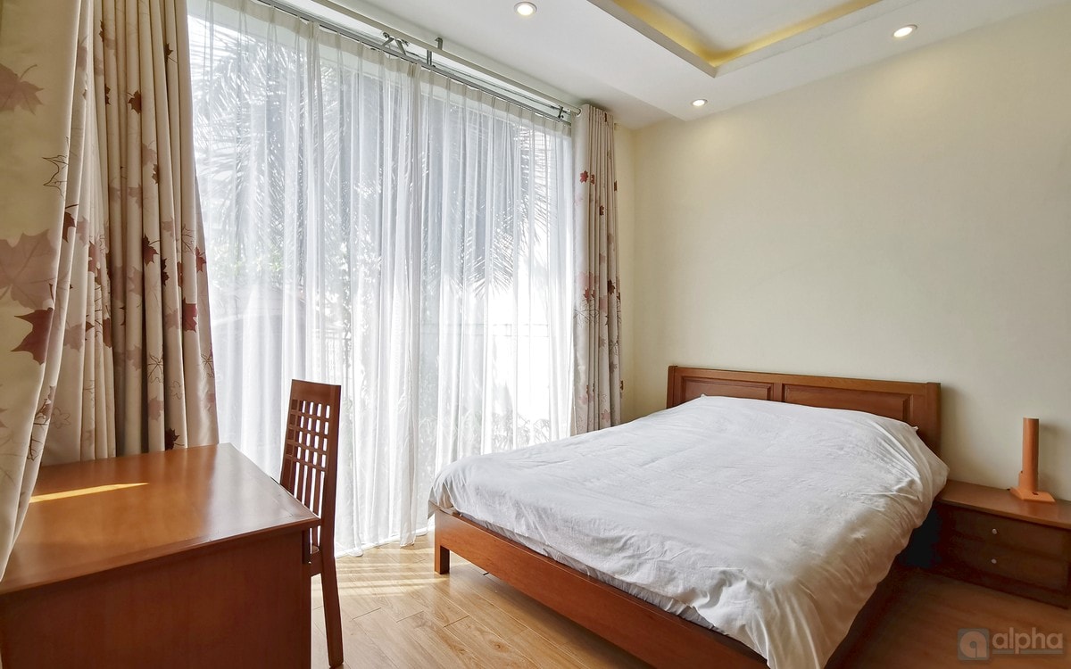 1 seperated bedroom to rent in Ba Dinh center
