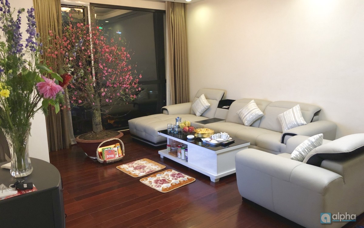 A good price 3 bedroom Apartment to rent in Royal city, Thanh Xuan area