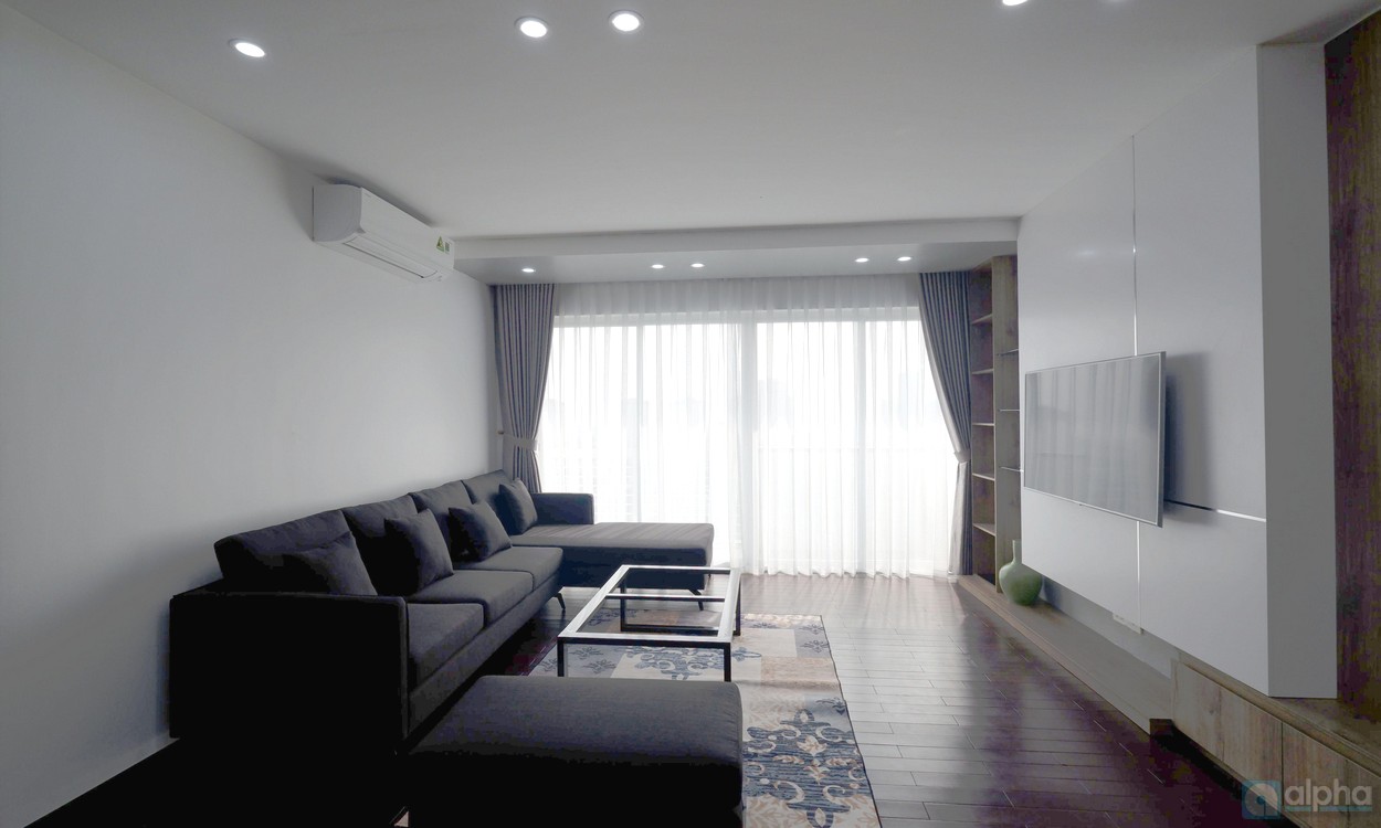 Cho thuê căn hộ 03 phòng ngủ cao cấp tại E4 Ciputra Hà Nội