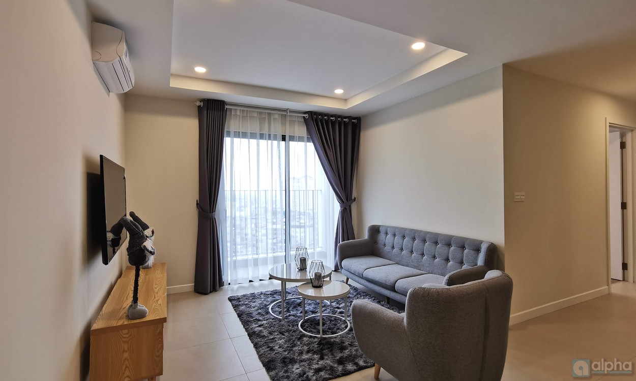 High floor and furnished 02 bedroom apartment in Kosmo Tay Ho