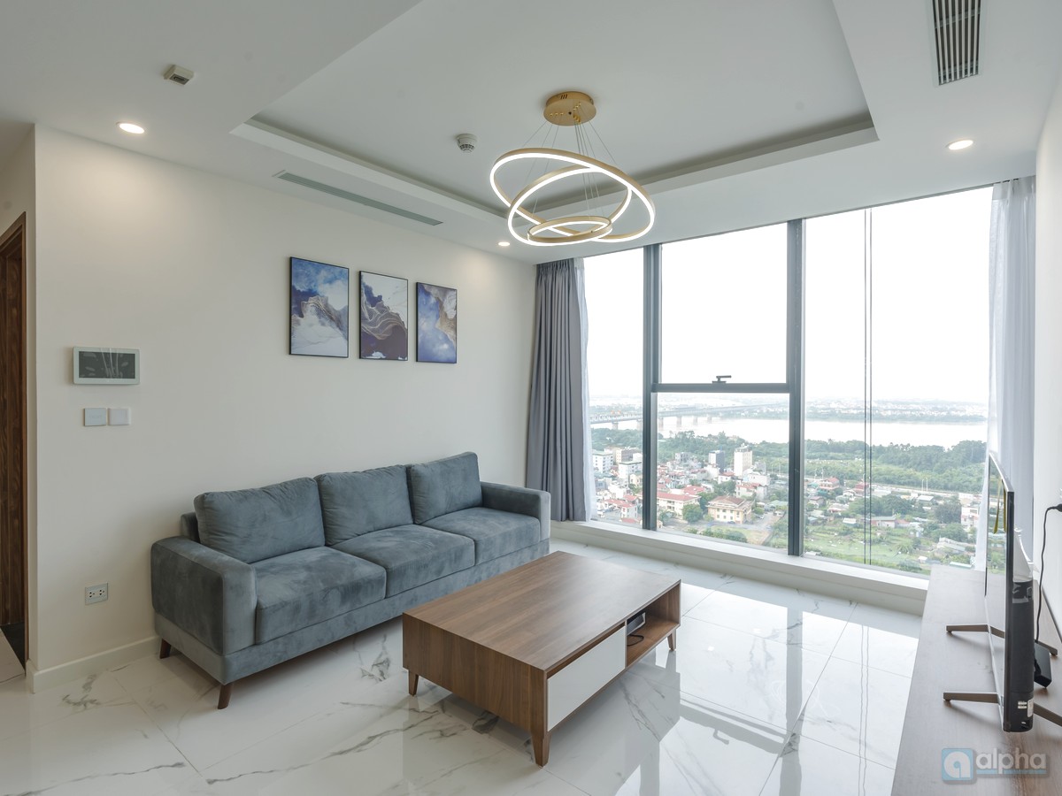 Lightsome 2 bedroom apartment for rent in Sunshine City