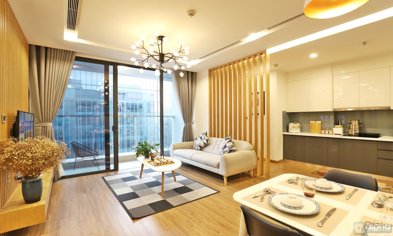 High floor-Good quality 02 bedroom apartment to lease in Vinhomes Metropolis