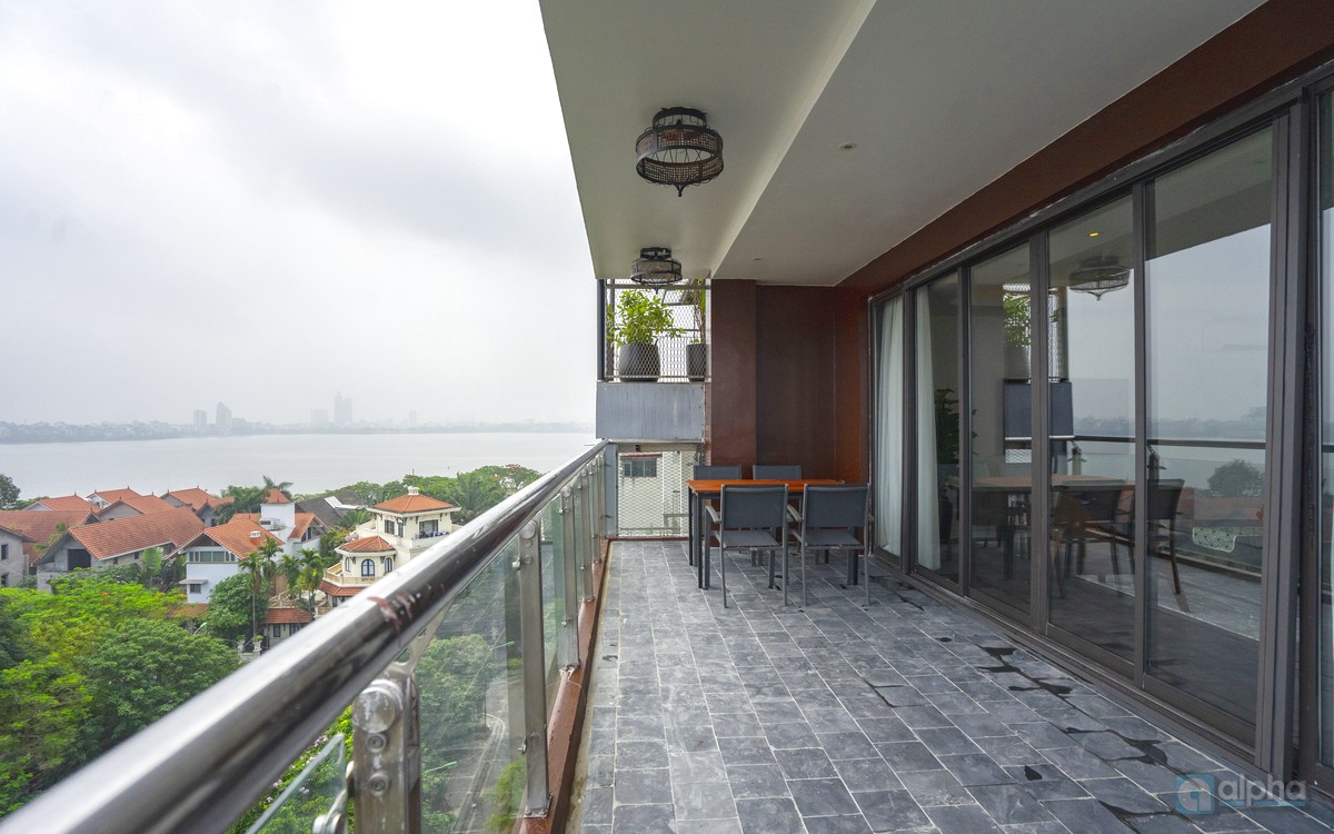 Highfloor service apartment for rent in Tay Ho- Hanoi
