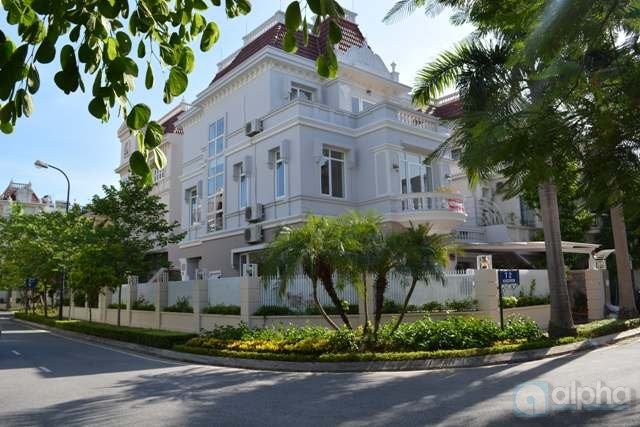 UNIS HANOI – Voluminous villas in Ciputra for lease