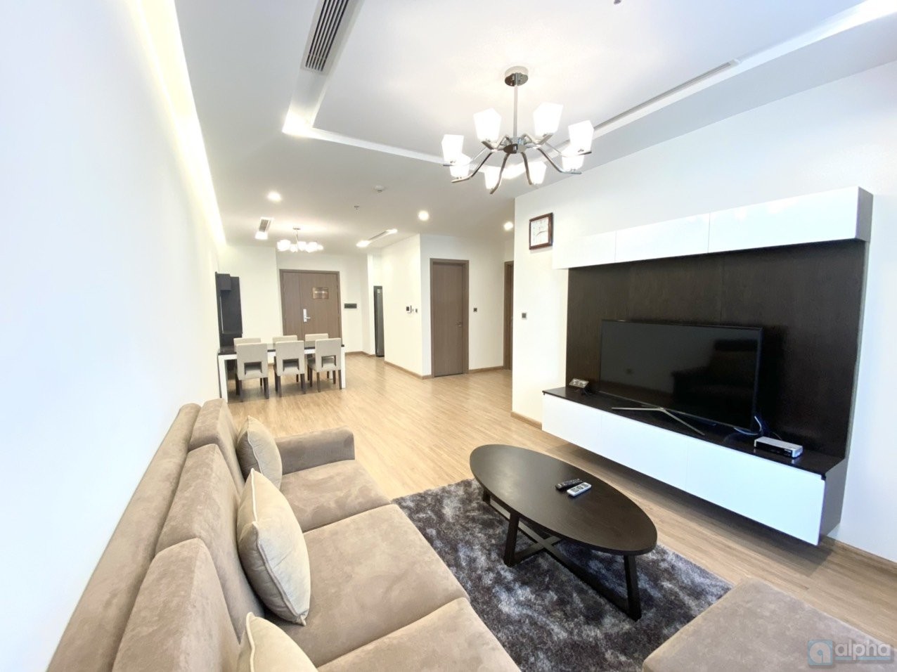 Internal view apartment in Vinhomes Metropolis for lease