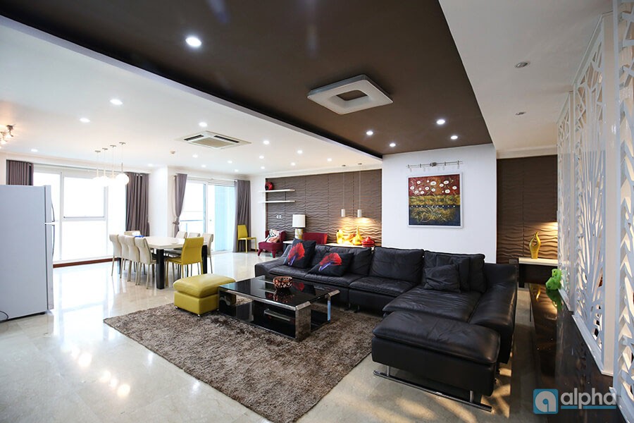 Very commodious apartment in The Link Ciputra area to rent – 267sqm