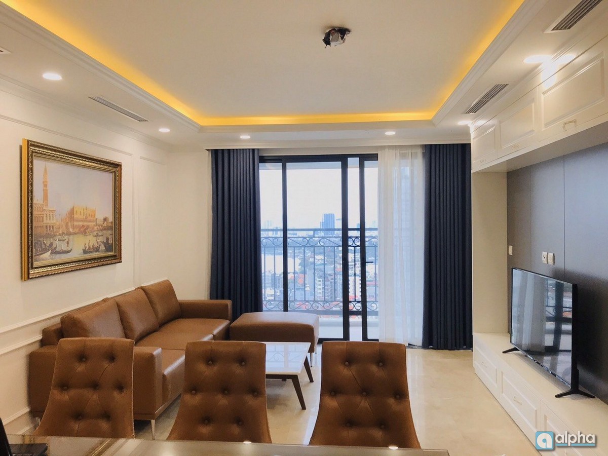 Cho thuê căn hộ hiện đại 3 phòng ngủ tại D ‘Le Roi Soleil