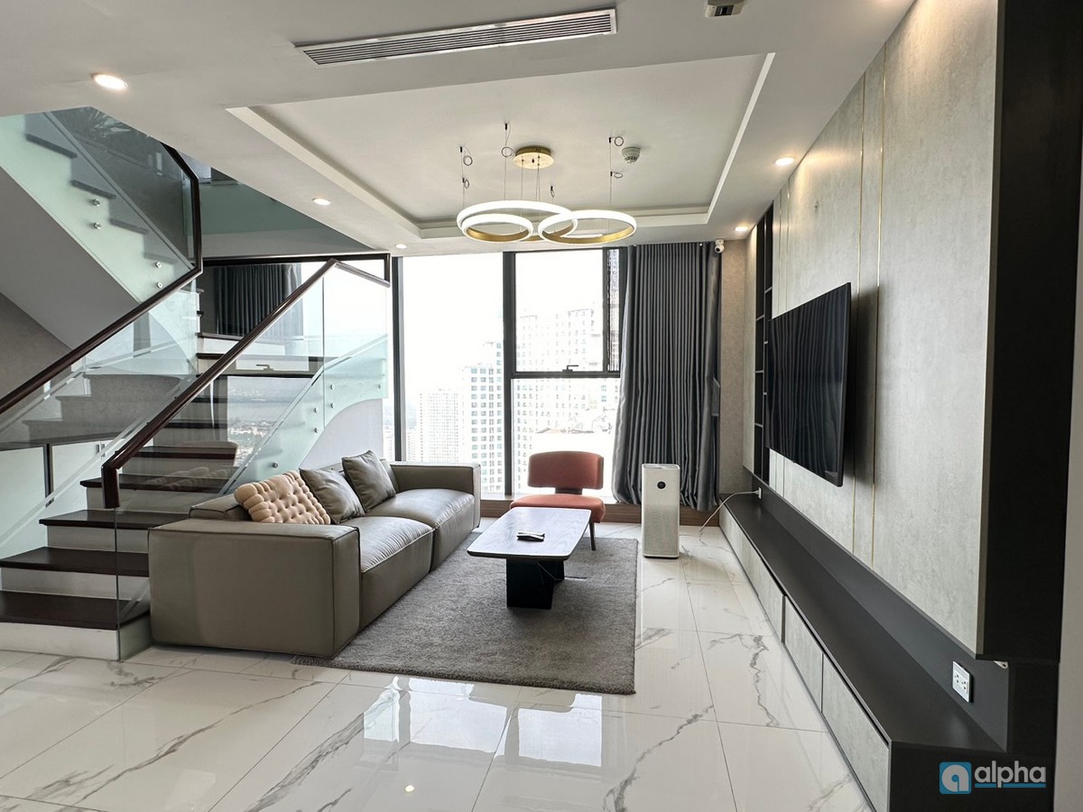 Luxurious duplex apartment that everyone will fall in love in Sunshine City