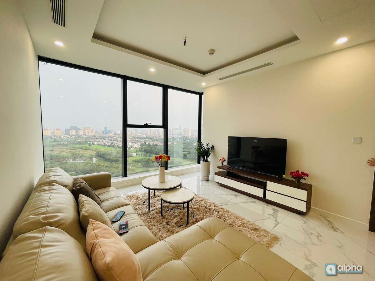 Sunshine City apartment with green view of Ciputra Golf course