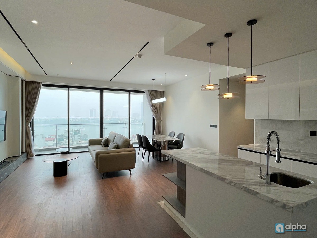 Largest apartment – highest class in Heritage building