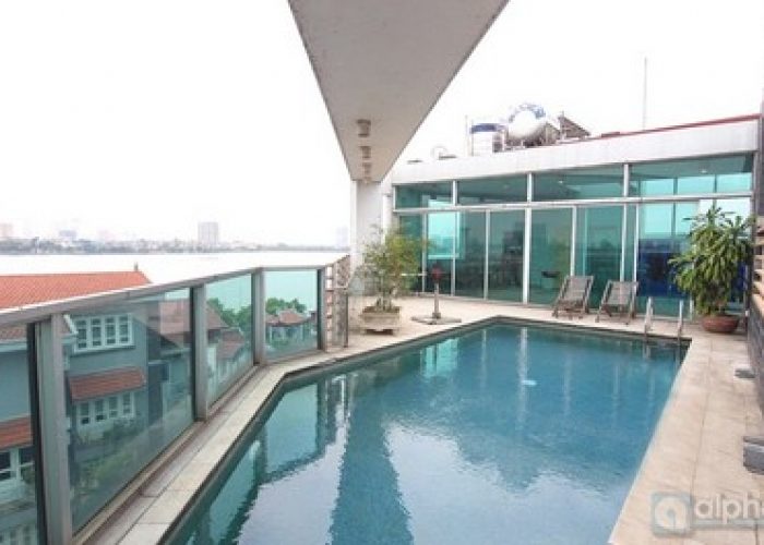 Great House with a swimming pool on the Terrace. Breathtaking View overlooking the West lake