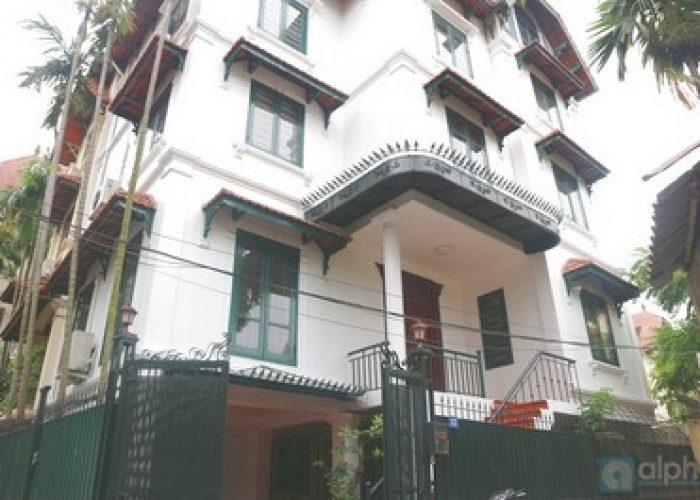 04 Bedroom Partly furnished House for rent on To Ngoc Van street.