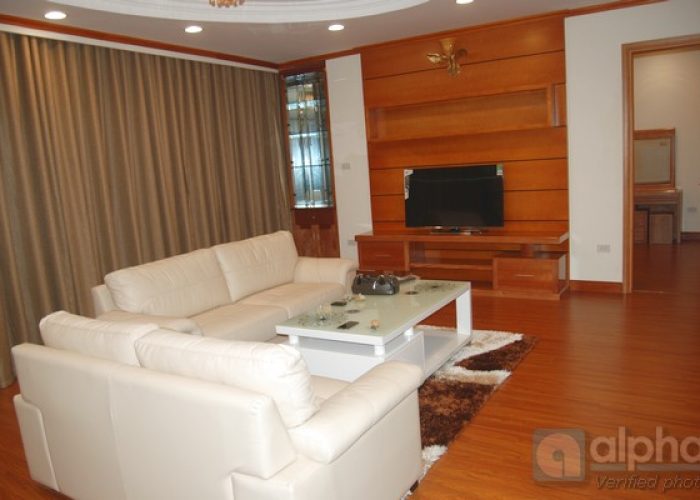 Beautiful cityview apartment for rent in Eurowindow building,Cau Giay area