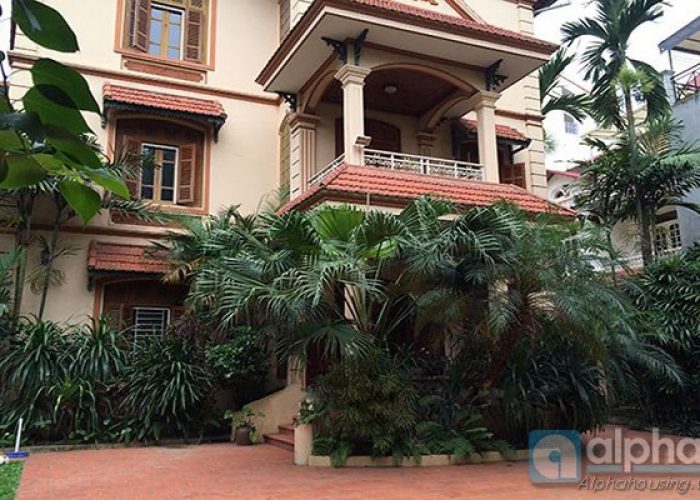 Garden villa for rent in Tay Ho area, Hanoi, 5 bedrooms, peaceful place