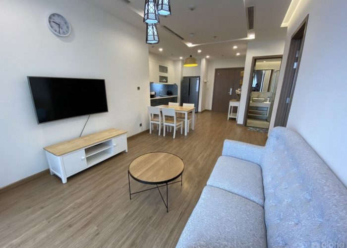 2bedroom apartment in Vinhomes Metropolis to lease